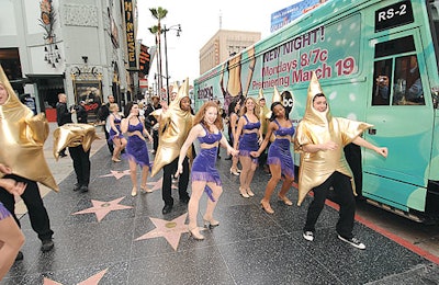 In Los Angeles on the day of the show's premiere, the dancers took over the Hollywood Walk of Fame in front of Grauman's Chinese Theatre.