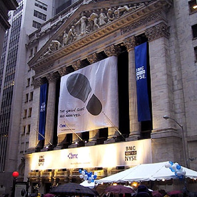 BMC Software branded the outside of the New York Stock Exchange building with huge 'Quiet Giant' banners, meant to remind traders and people passing the exchange that BMC helps many dot-coms' Web sites.