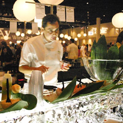 Boca Raton-based Absinthe restaurant served made-to-order tuna tartar from an ice sculpture station.