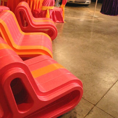 Whimsical Styrofoam chairs were provided by Bubble Fine Art & Design.