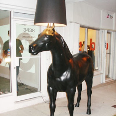 The horse lamp, one of the many pieces from the Moooi Miami collection, was placed just outside the store's entrance.