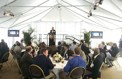 The luncheons take place on Fridays and areintimate setting for customers—typically major shippers doing a significantamount of business with UPS—to get more acquainted with the brand.