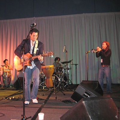 Latin Grammy-winning singer Jorge Moreno got the Miami Beach crowd dancing by performing a half-hour set of old-style Cuban songs.