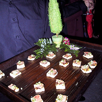 E824sho 01 0322 Markmorris Catering 2 320