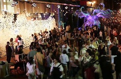 A 20-foot-tall Whomping Willow tree was part of the decor; other attractions included face-painting, wand-making, fire-eaters, magicians, jugglers, and stiltwalkers.