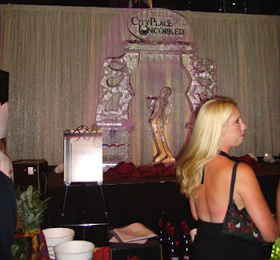 MichaelJasa’s custom ice sculpture served as a great conversation piece.