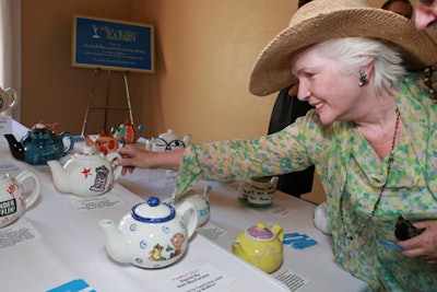 Actress Fionnula Flanagan perused the wares.