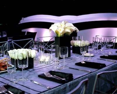 BBJ Linen created six styles of black and white linens for the event.