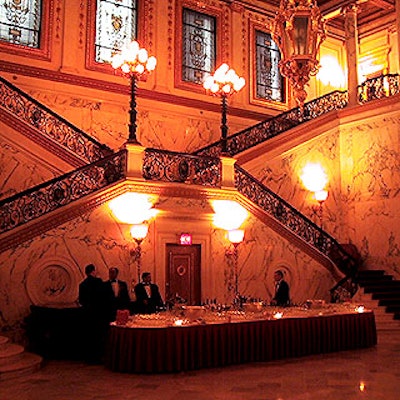 The event started with cocktails in the grand main hall of the Metropolitan Club.