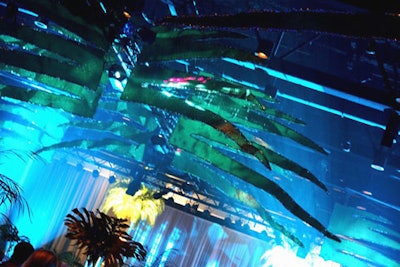 Large custom-made palm fronds were created to resemble those appearing in the Tampa Bay and Company's logo and were suspended from the ceiling.