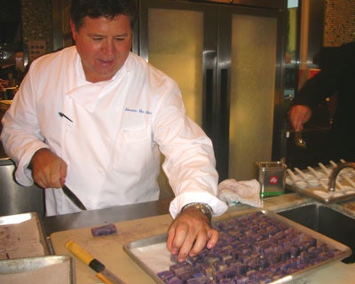 James Beard Award-winning chef Norman Van Aken prepared the hors d'oeuvres served during the cocktail hour.