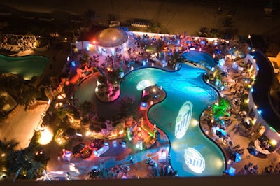 Trump International Sonesta Beach Resort set the stage for the poolside Miami Lites Weekend.