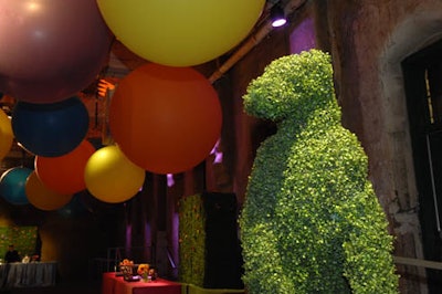 Two topiary trees trimmed to look like bears stood at the entrance to the dining area.