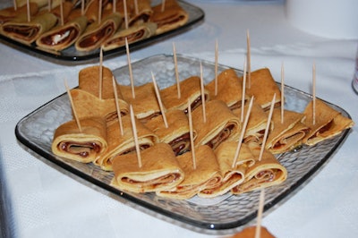 Crêpes á GoGo served three varieties of chocolaty crepes: plain, banana, and raspberry.