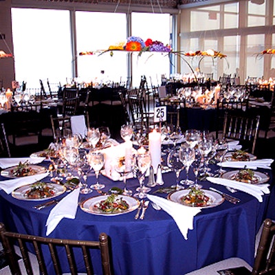 Wink Studio suspended centerpieces didn't obstruct guests' view of the sun setting over the Hudson.