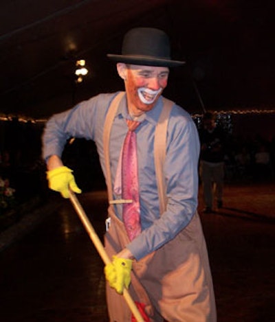A cleaning clown entertained guests during breaks in the evening's performances.