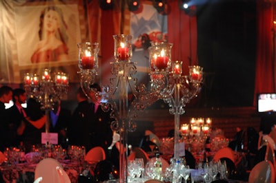 Sculpted plexiglass candleholders served as centrepieces.