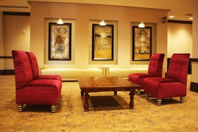 Sitting areas at the entrance to the meeting space can be used for prefunction events.