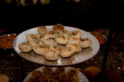 Another hors d'oeuvre station offered Indian snacks: chat and papdam chips.