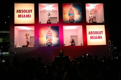 A live billboard erected behind the main stage housed dancers in a Hollywood Squares-style display.
