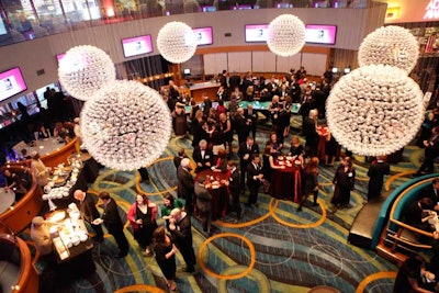 For the Adrian Awards dinner reception inside the eighth-floor lounge at the Marriott Marquis, the production team opened up the layout to give guests more room to network and move around the food stations, bars, and seating areas.