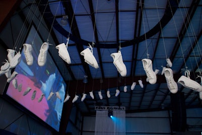 Night Vision Entertainment hung 22 pairs of Adidas all-white Superstar shoes in a spiral pattern. To prevent the footwear from being damaged, the producers attached suspension cords to laces that had been tied around the bottom of the shoes.