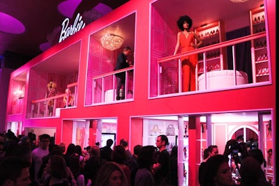 Barbie: The Dream Closet