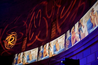 In New York, the multimedia wall was mapped to the curving shape of the walls and showcased guest photos and marketing images from Caesars Entertainment.