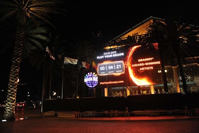 To tease the launch, the casino and entertainment company erected oversize countdown clocks at each site three days before the event. The installations also plugged the dedicated Web site plotyourescape.com.