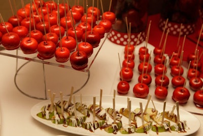 At a sweets station, candy apples stayed on-theme.