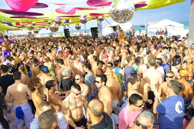 At this year's Sunday Beach Party, 6,000 party-goers danced as DJ Joe Gauthreaux spun music.