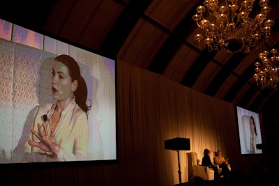 Footage from the stage played on two large screens, so that all guests could see the action clearly.