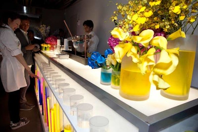 Tubes filled with water decorated the facade of the bar, and throughout the night the producers added dye to the liquid to create colors in brighter tints.