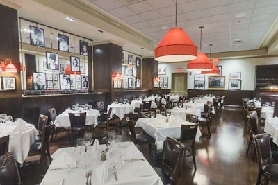 Gallagher’s Steakhouse dining room