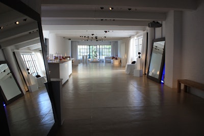 Shop Studios 2