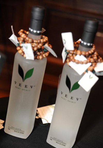 Sponsor VeeV Acai Spirit provided two specialty cocktails for the evening: a skinny superfruit lemonade and ginger fizz.