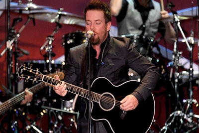Race to Erase MS hosted a variety of musical performances throughout the evening. Indie-pop band Fitz and the Tantrums opened the show, followed by a set from American Idol-winner David Cook. Vocal quartet the Tenors did a two-song set, and Stevie Wonder sang a six-song set.