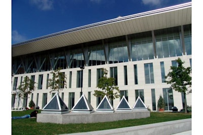 Campus Center Exterior (3)