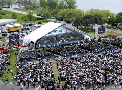 Circle Lawn (1): 96,00 Sq. Feet of Space Overlooking the Water