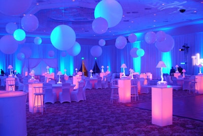 Set the ambiance with these hanging balls over lit tables
