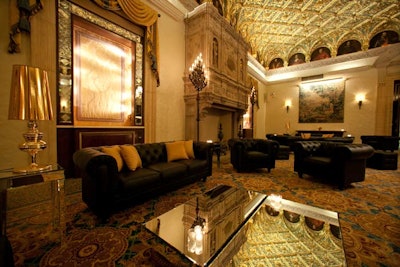The after-party in The Breakers' Gold Room featured with black décor and gold accents, providing continuity from the keynote dinner that night, which also had all-gold styling.