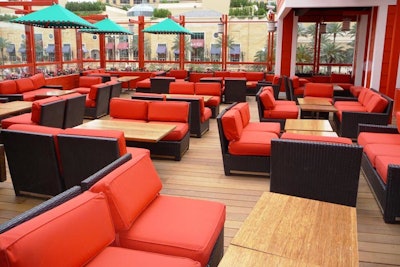 3. Seǹƒor Frog’s Restaurant & Bar