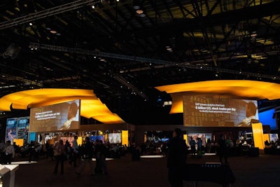 Just inside the main entrance, the networking lounge provided comfortable seating areas with power sources. Three 18- by 60-foot screens allowed attendees to watch and listen to keynote addresses.