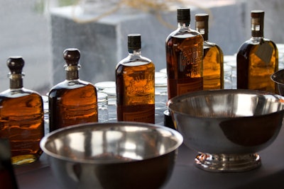 Tasting bars with bourbon, rye, gin, and even moonshine are a current trend.