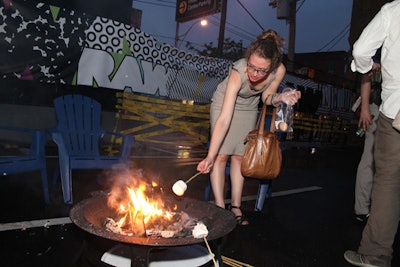 Open fire pits and s'more kits with oversize marshmallows invited guests to make their own melted treats.