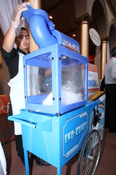 Title sponsor AT&T sponsored a snow-cone station on the main floor serving blue versions of the summertime treat.