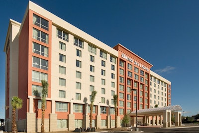 1. Drury Inn & Suites Orlando