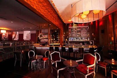 2. Argent Restaurant & Raw Bar