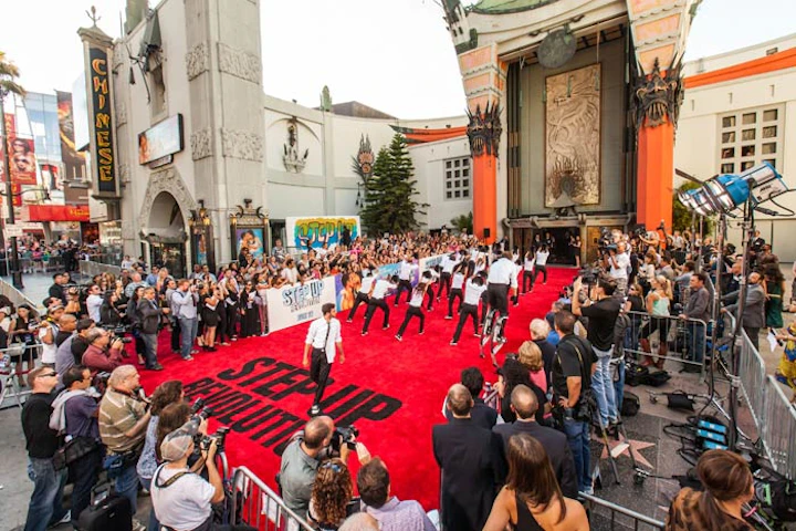 Summer Movie Premieres Arrivals Stunts And Cool Setups From Spider Man Total Recall Battleship And More Bizbash Learn more about these amc artisan films and get your tickets today. summer movie premieres arrivals stunts
