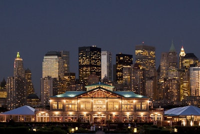 The Liberty House - incredible skyline and waterfront views.